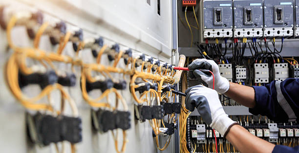 Professional Electrician technician working in DeLisle, MS
